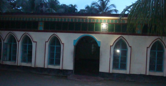আদর্শ গ্রাম জামে মসজিদ